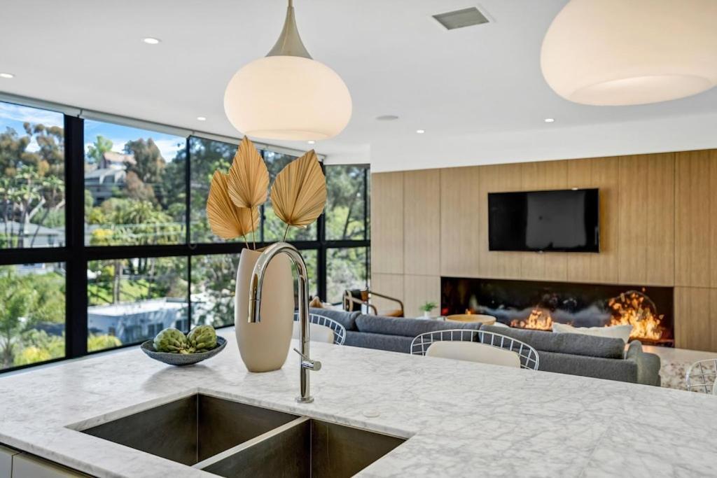 Experience Eco-Luxury At Its Finest - Centrally Located Clea House In San Diego! Extérieur photo
